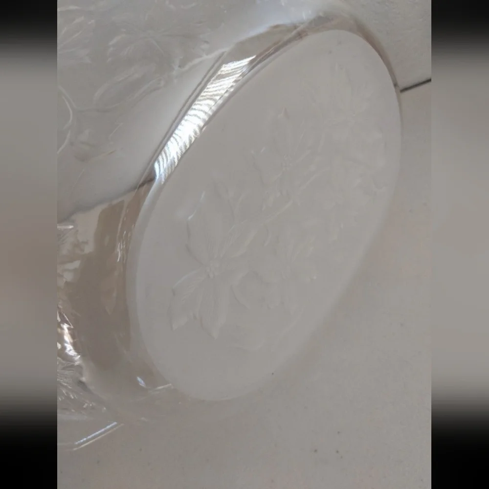 Elegant Holiday Vintage Serveware Baking Dish Floral Poinsettia Nostalgia